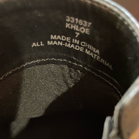 Eva & Zoe Women's Size 7 Black Zip Up Booties Ankle Boots Faux Leather - Picture 9 of 9